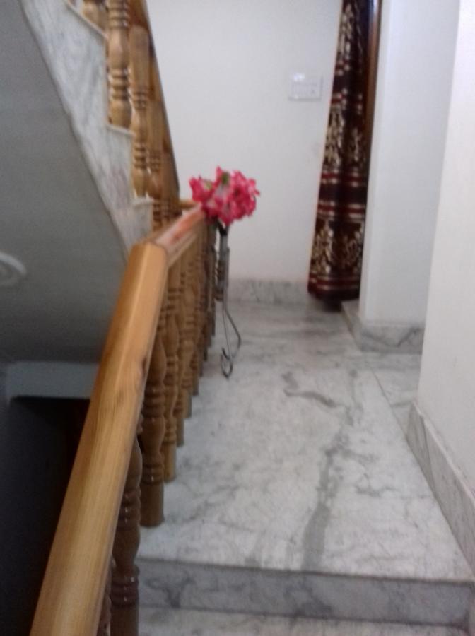 My Guest House Srīnagar Esterno foto